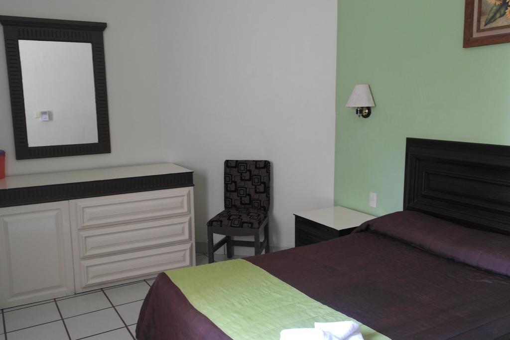 Hotel El Roble Tuxtla Gutiérrez Zewnętrze zdjęcie