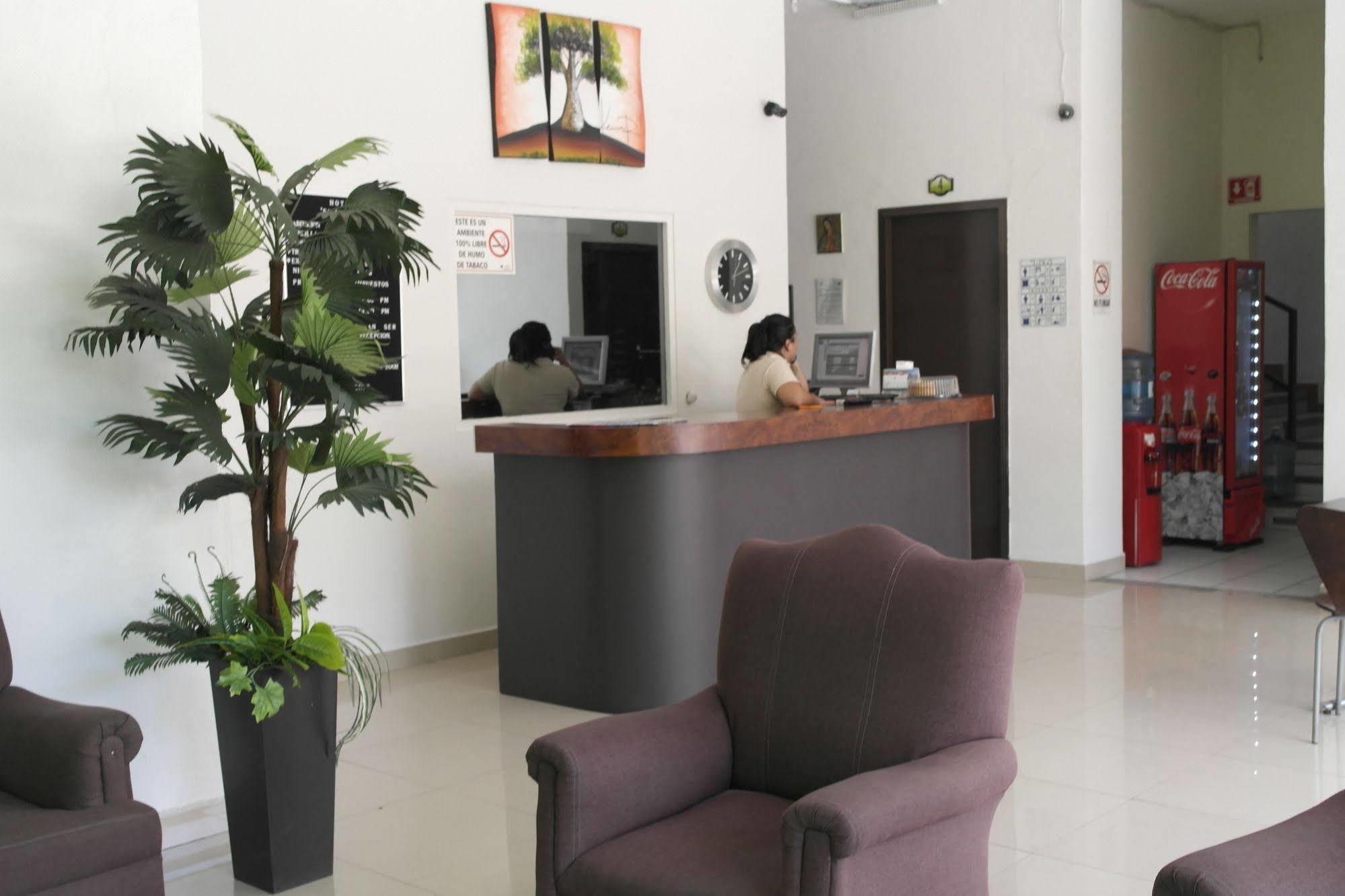 Hotel El Roble Tuxtla Gutiérrez Zewnętrze zdjęcie